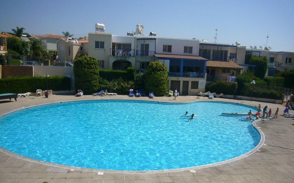 Santa Barbara Complex Apartment