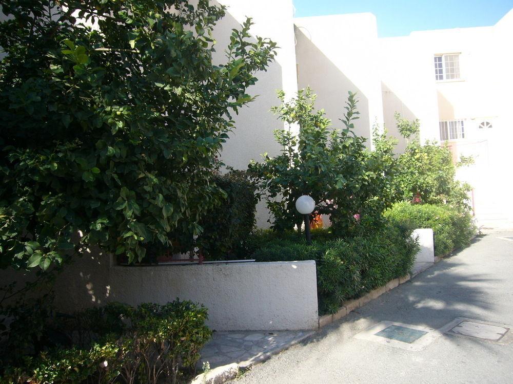 Santa Barbara Complex *