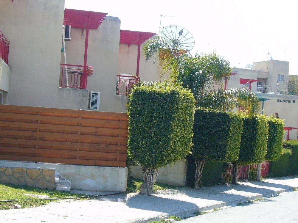 Santa Barbara Complex
