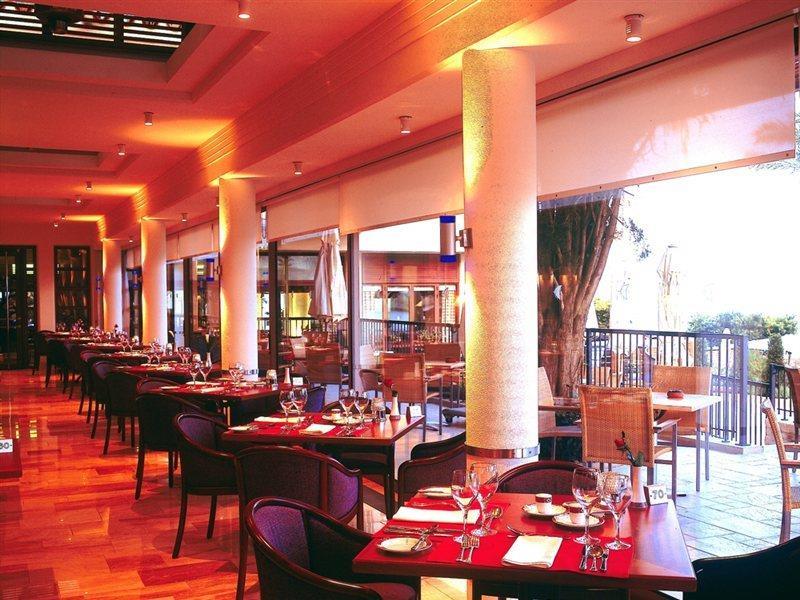 Columbia Beachotel Pissouri
