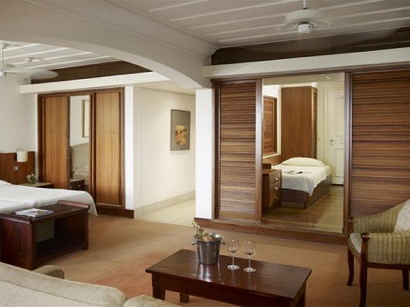 Hotel Columbia Beachotel 4*