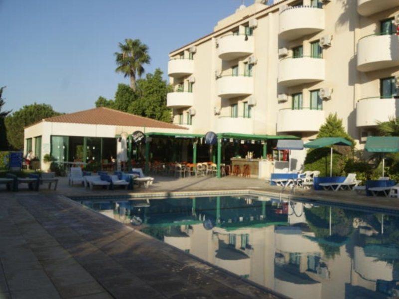 Aparthotel Mandalena Protaras