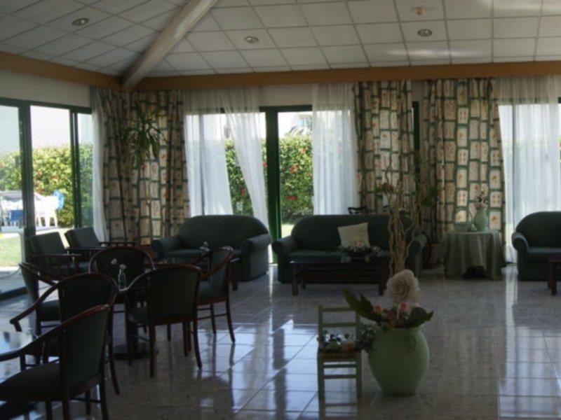 Aparthotel Mandalena