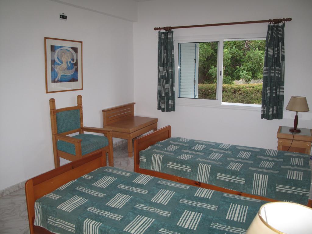Villa Chriseleni Latchi *