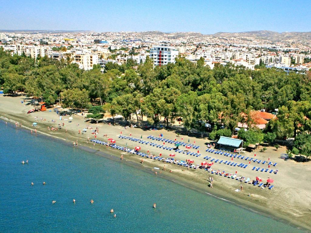 Dasoudi Beachfront Apartment Apartment
