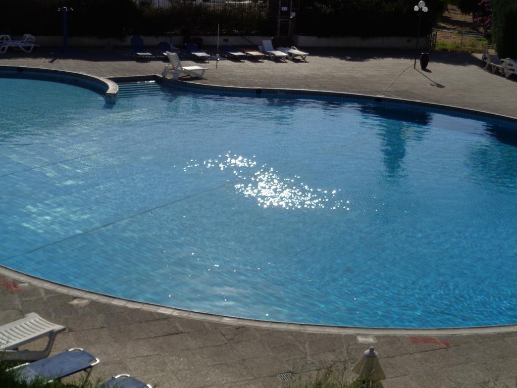 Santa Barbara Complex Apartment *