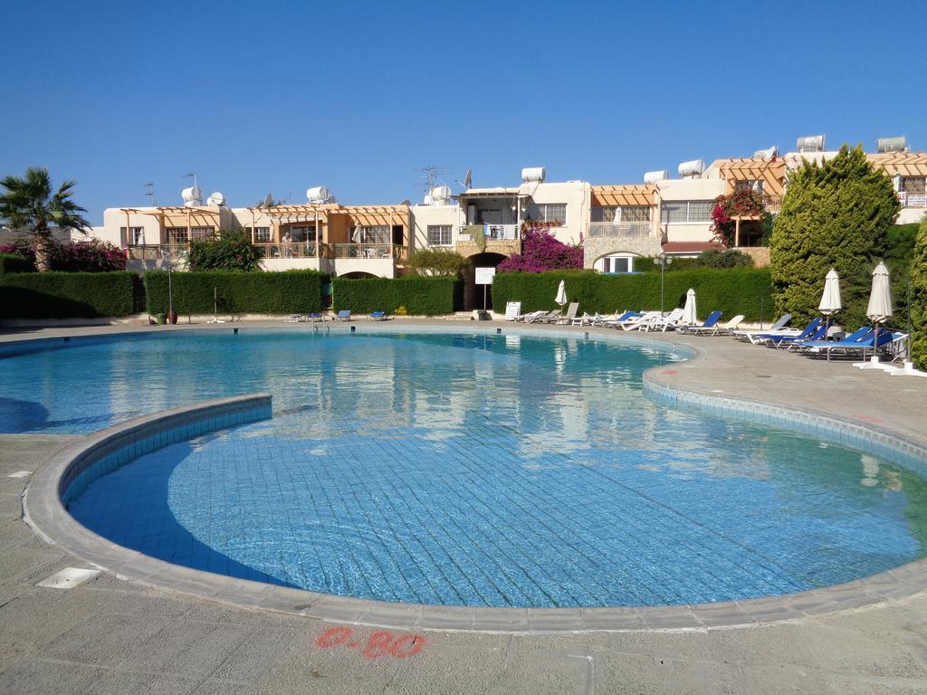 Santa Barbara Complex * Limassol