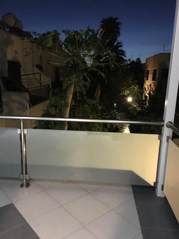 Trinidad Complex