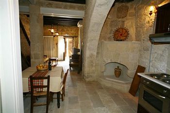Country house Leonidas Village