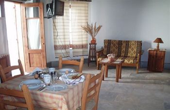Teacher's House 2*