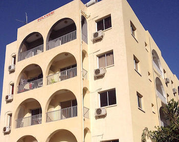 Polyxeni Aparthotel 3*