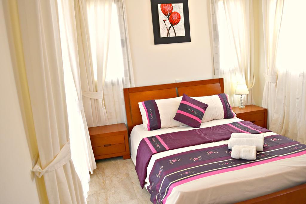 Limni Sandy - Heated Pool - Jacuzzi - Private Beach Area *