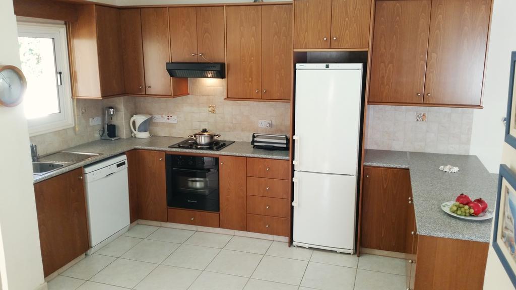 Villa Nektaria Green Bay Dpsv308 Protaras