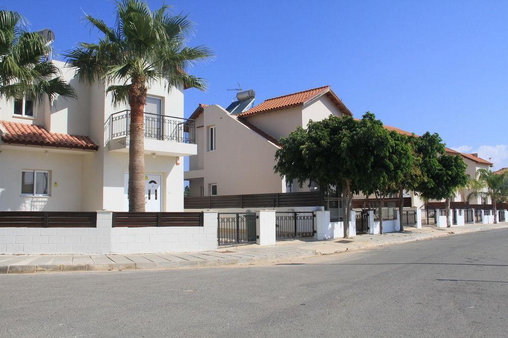 Aparthotel Maricosta 2*