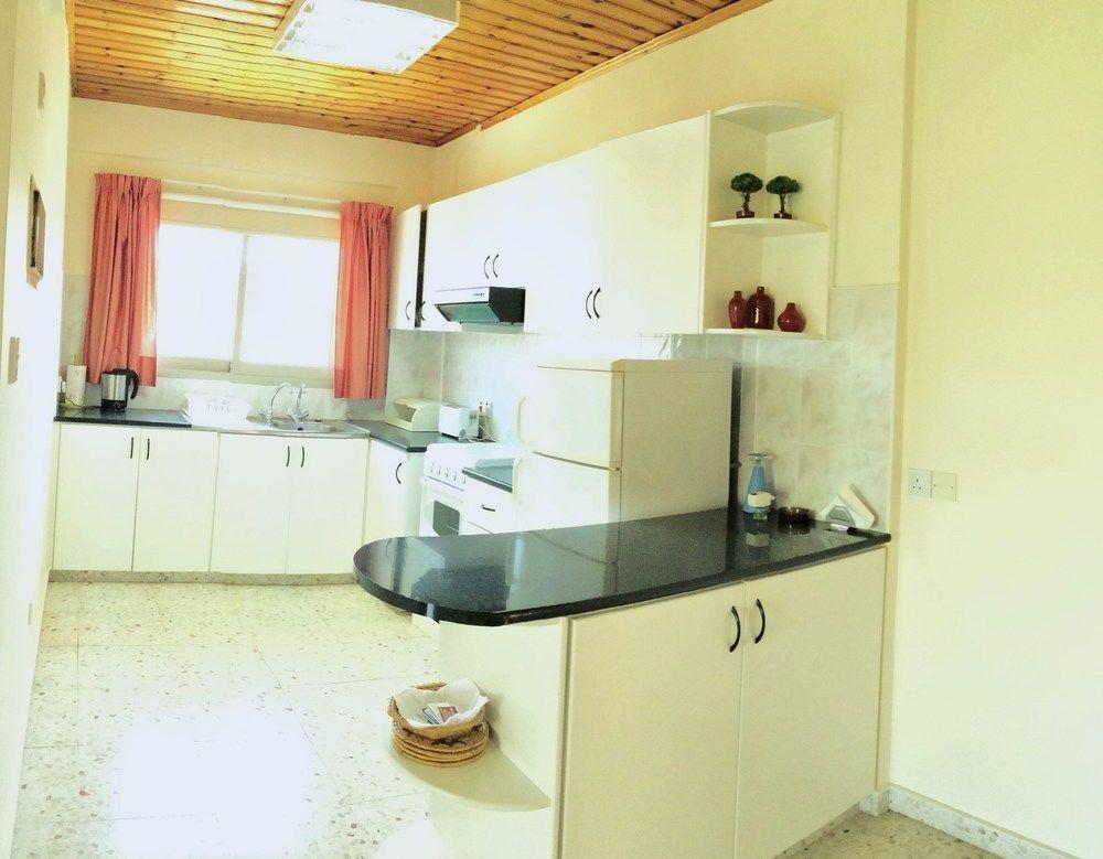 Himonas Apartment *
