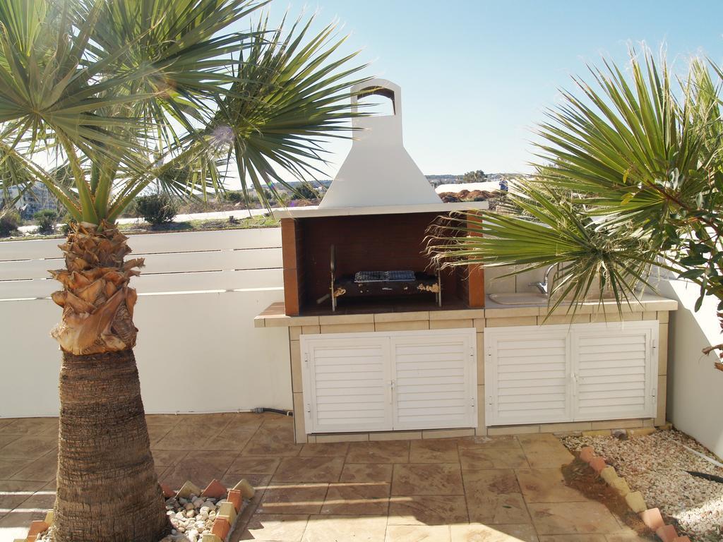 Ithaca Villa