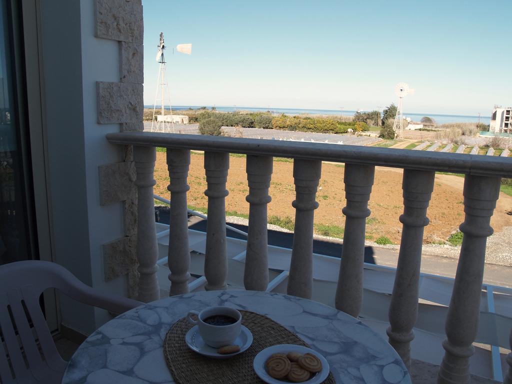 Ithaca Villa *