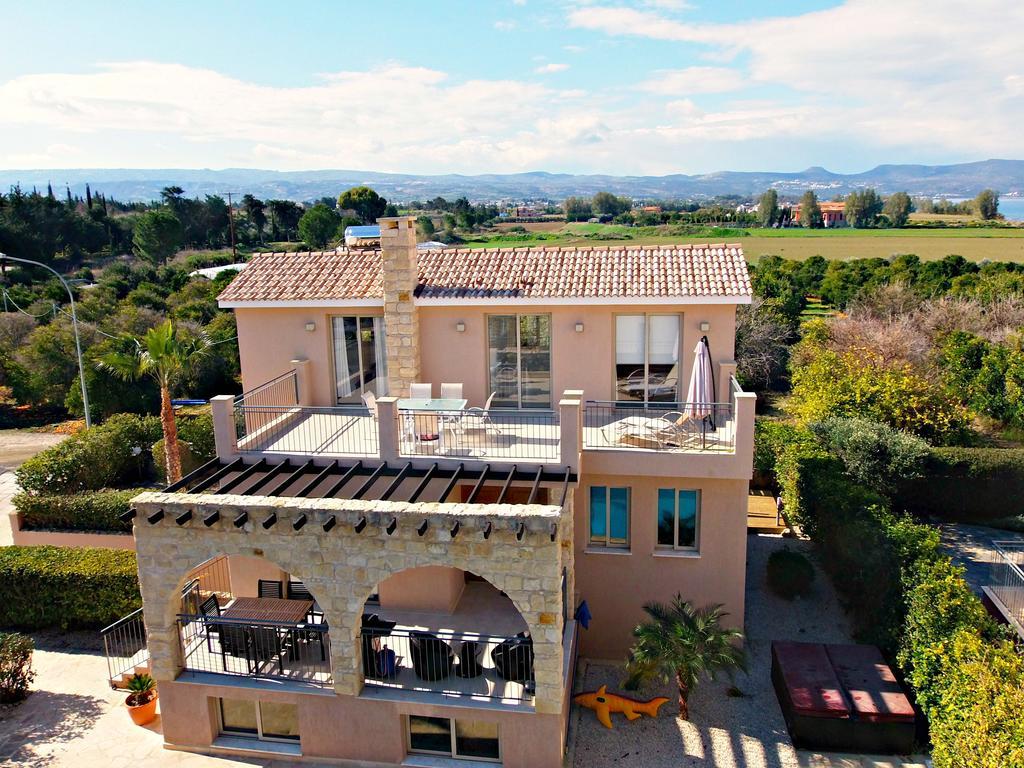 Villa 1 Sandy - Heated Pool - Jacuzzi - Private Area - Sea Views