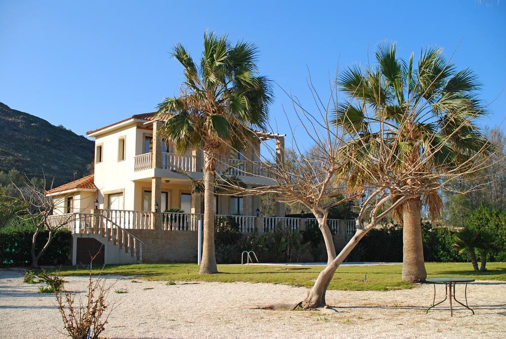 Villa Petros Seashore *