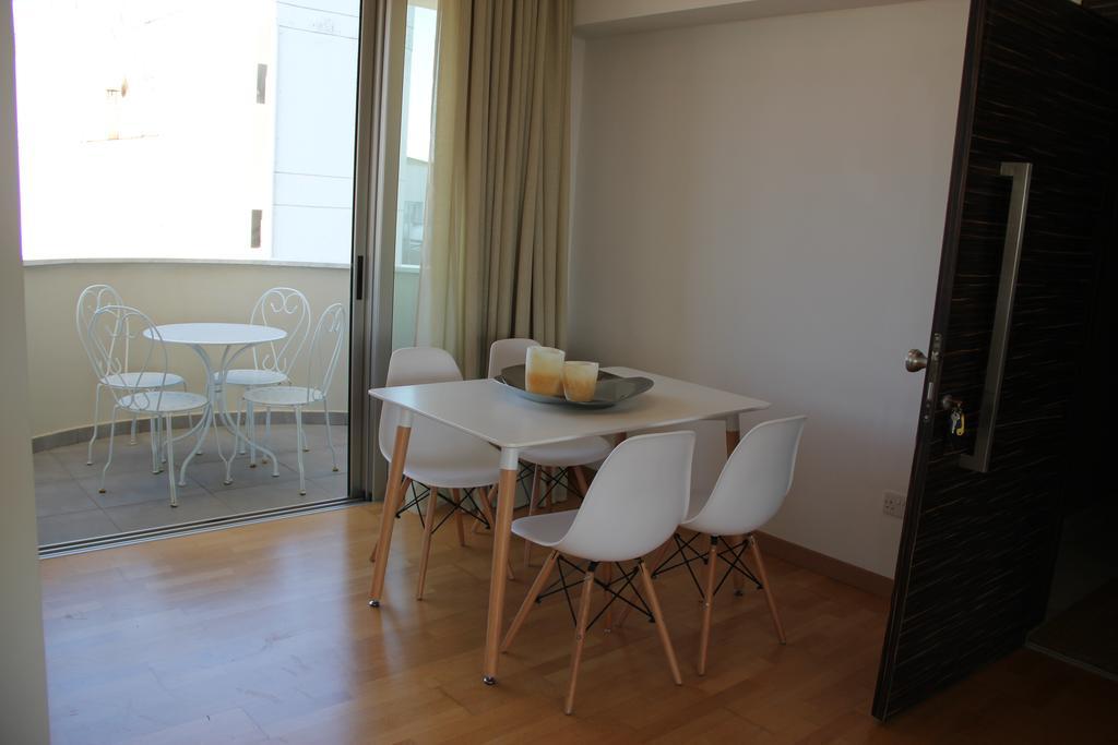 Apartment Four Lanterns Blue View *