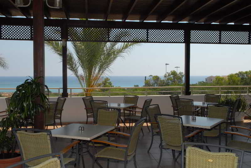 Iris Hotel