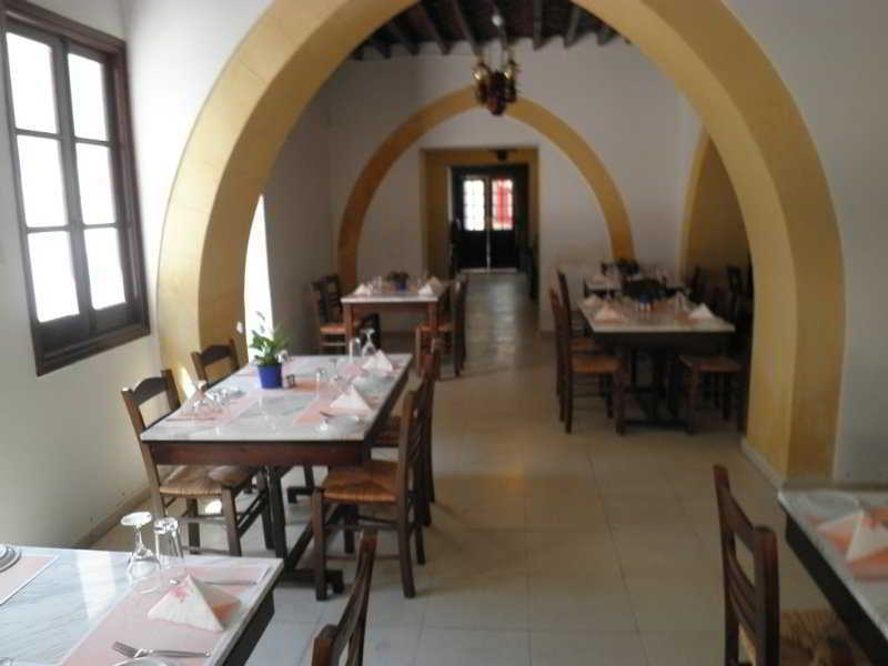Hotel Centrum - Center 3*
