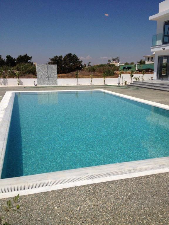 Kalypso Villa *