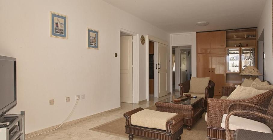 Apartment Amathusia Beach Limassol