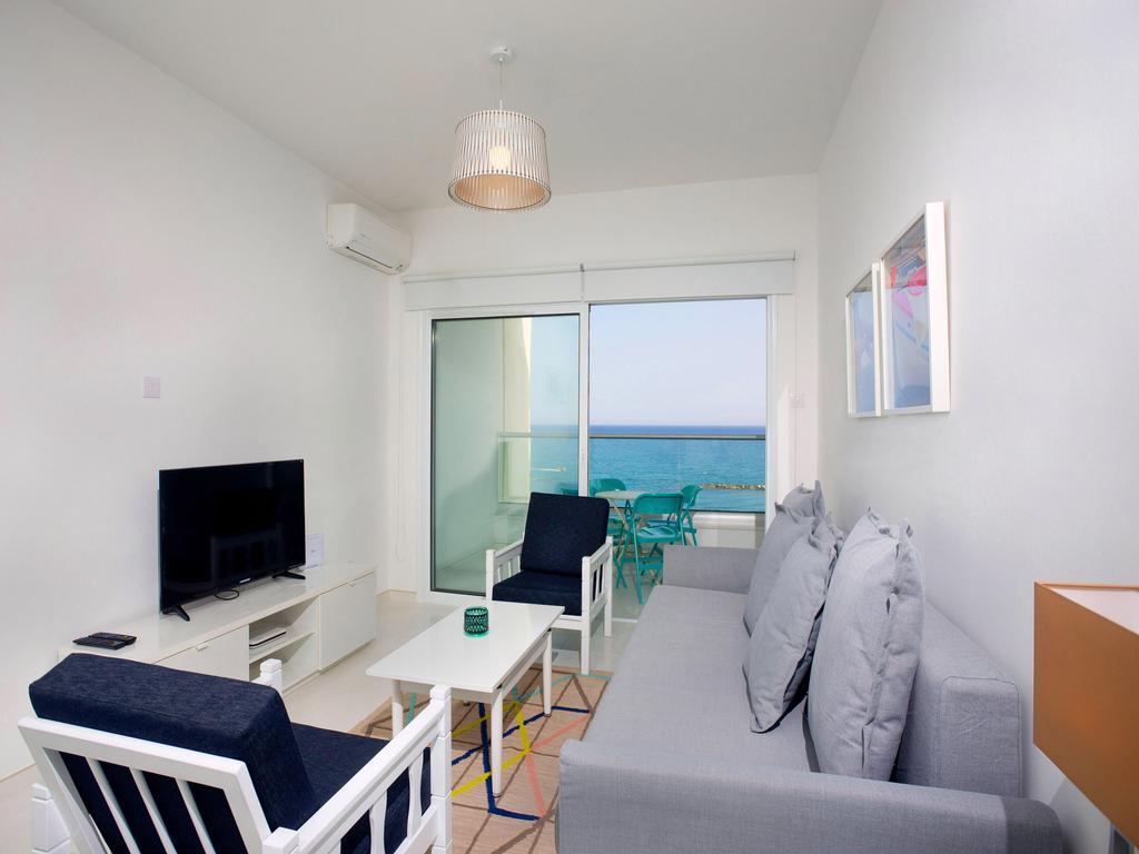 On The Penthouse By Trulycyprus Apartment *