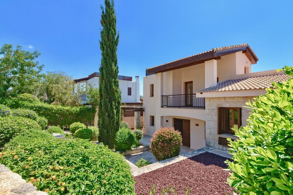 4 Bedroom Helidoni With Private Infinity Pool, Aphrodite Hills Villa