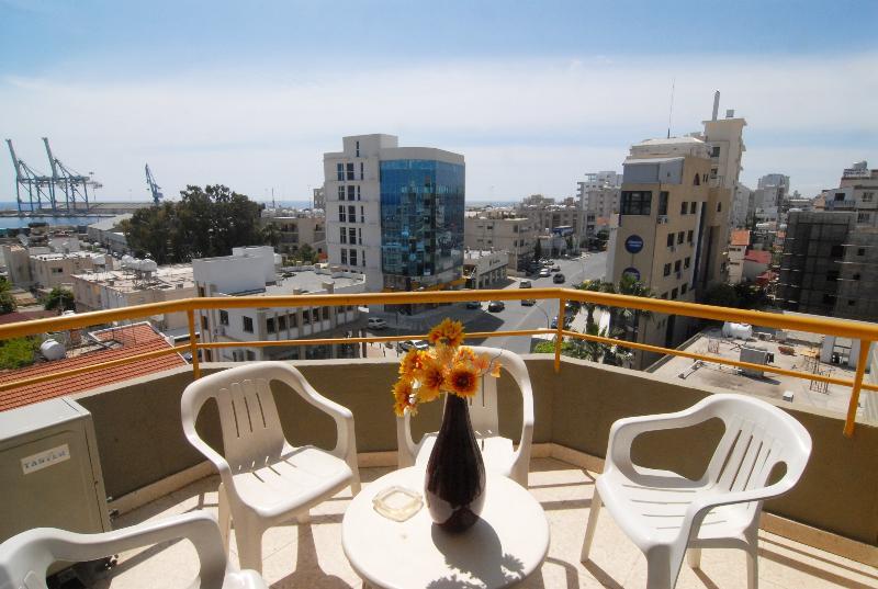 Aparthotel Sunflower Larnaca
