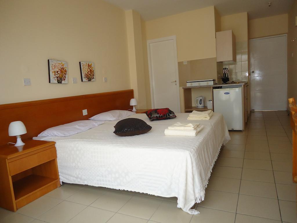 Marisa Aparthotel