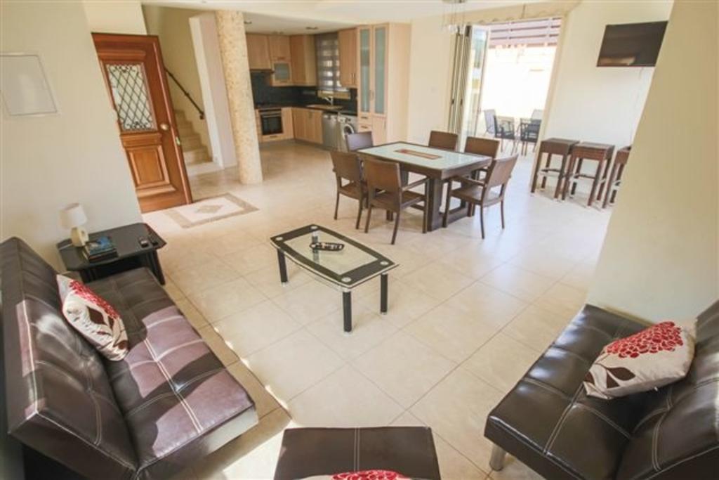 Florie Villa