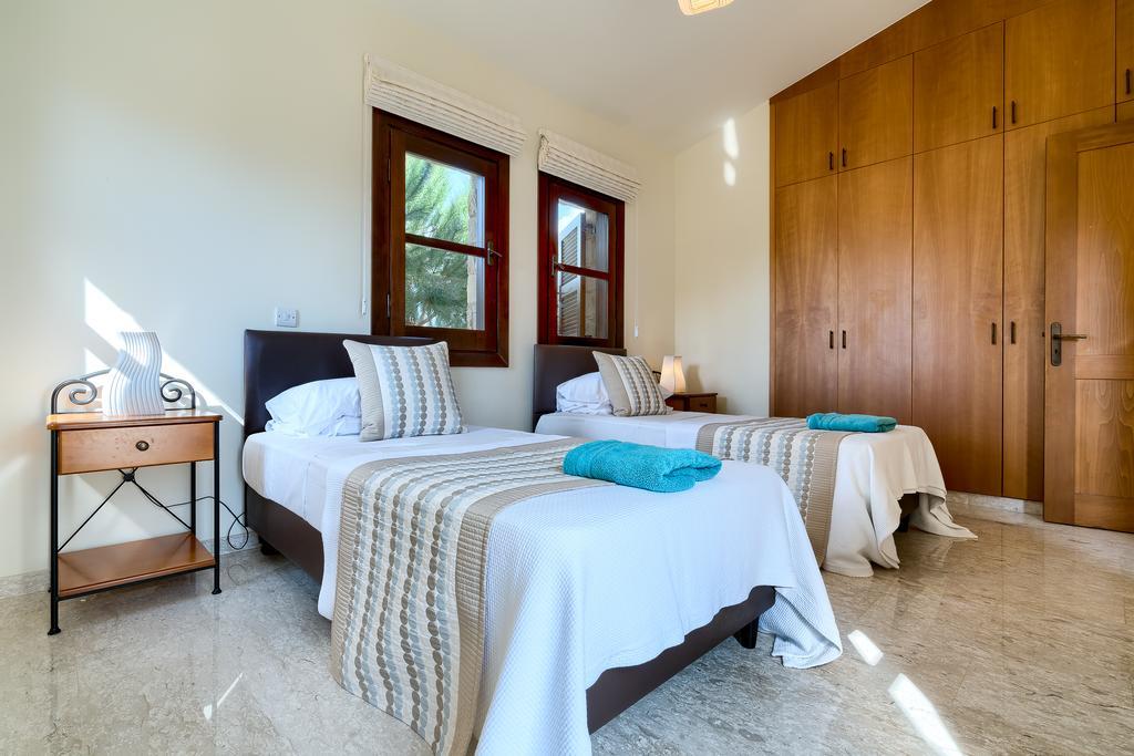 3 Bedroom Anassa With Private Pool And Gardens, Aphrodite Hills *