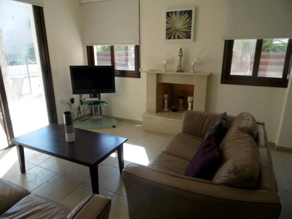Alexandra Villa *