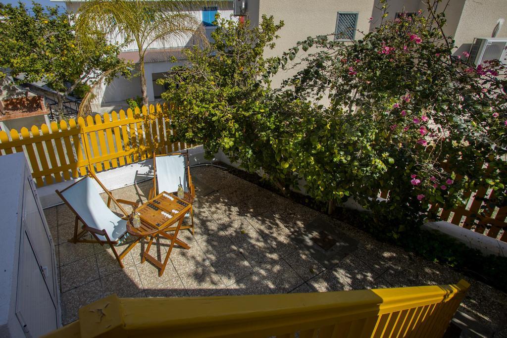 Dandelion Villa *