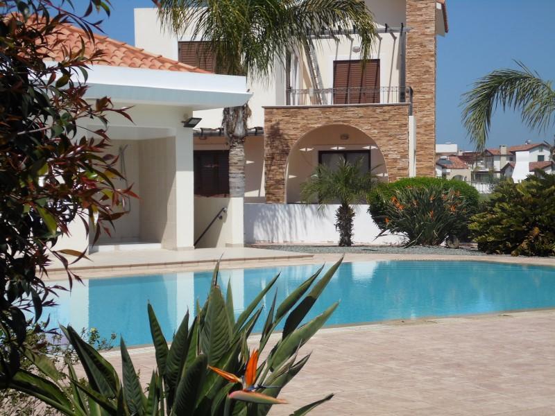 Alexandra Villa *