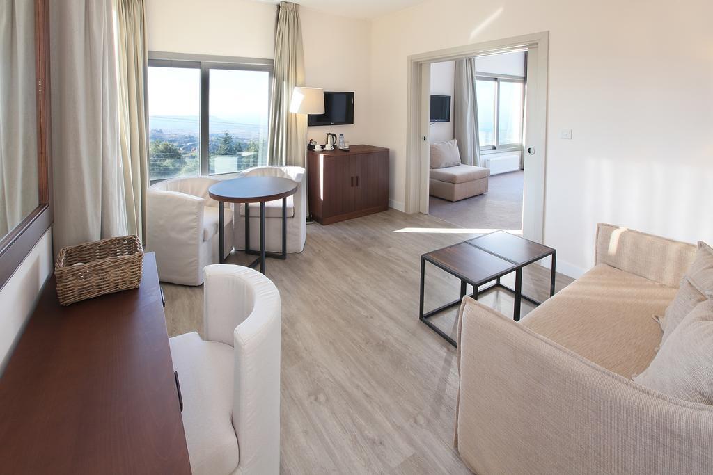 Hotel Droushia Heights