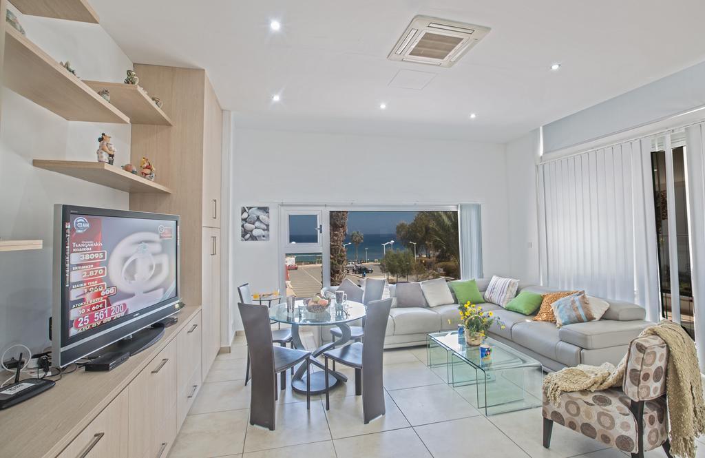 Pallini Court Appartement *