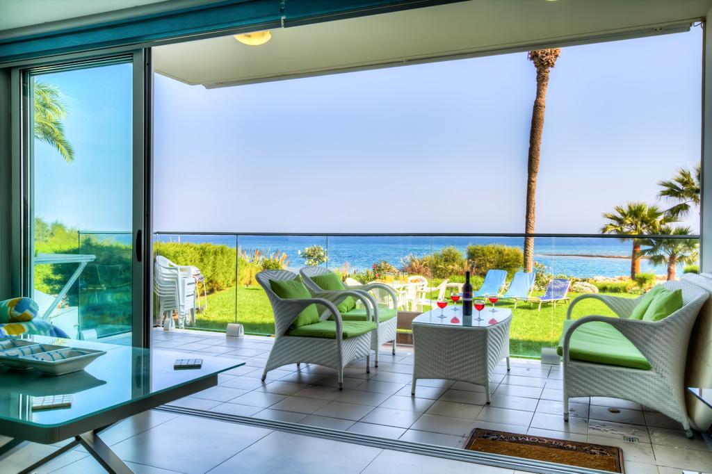 Apartment Beachfront Trident *