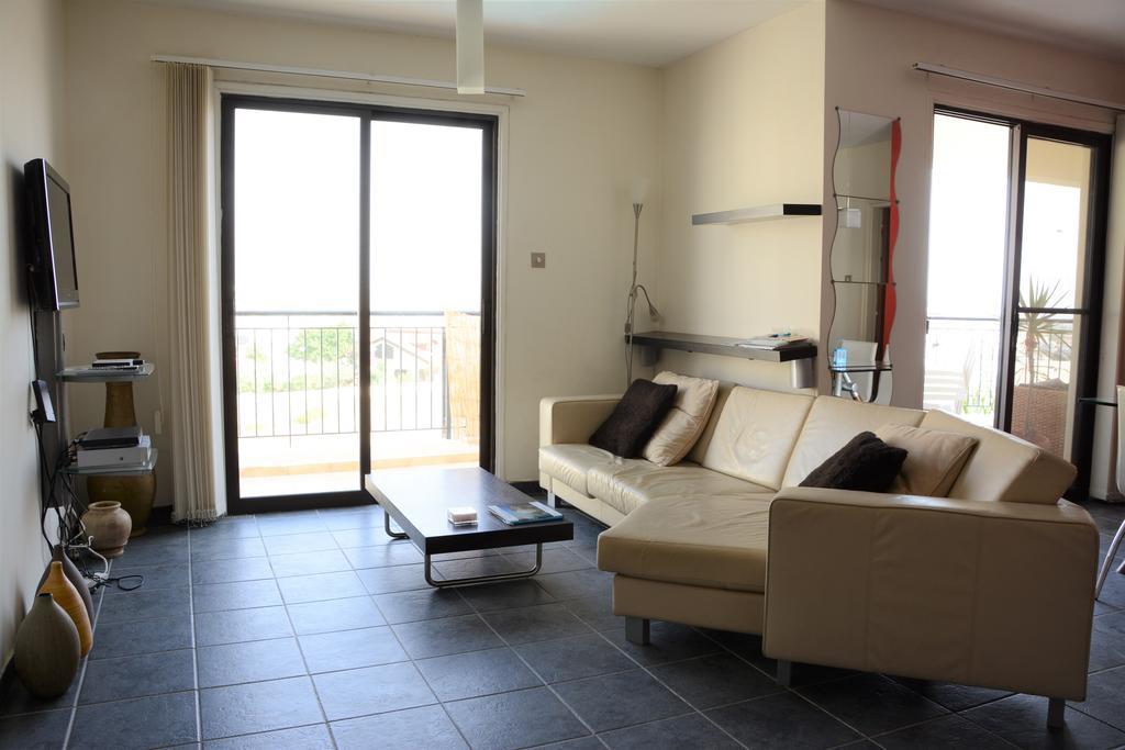 Hills Apartment Voroklini