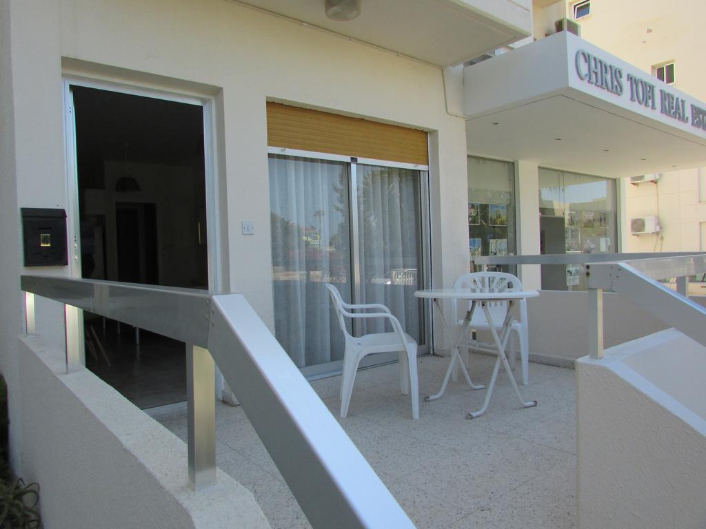 Christine Beach Apartment