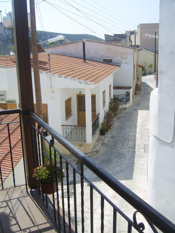 Aristos Houses
