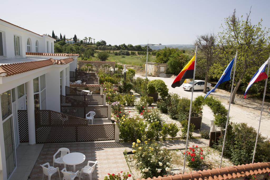 Eliofos Elegant Maisonettes Aparthotel 2*