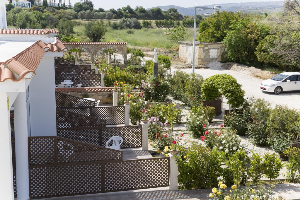 Aparthotel Eliofos Elegant Maisonettes 2*