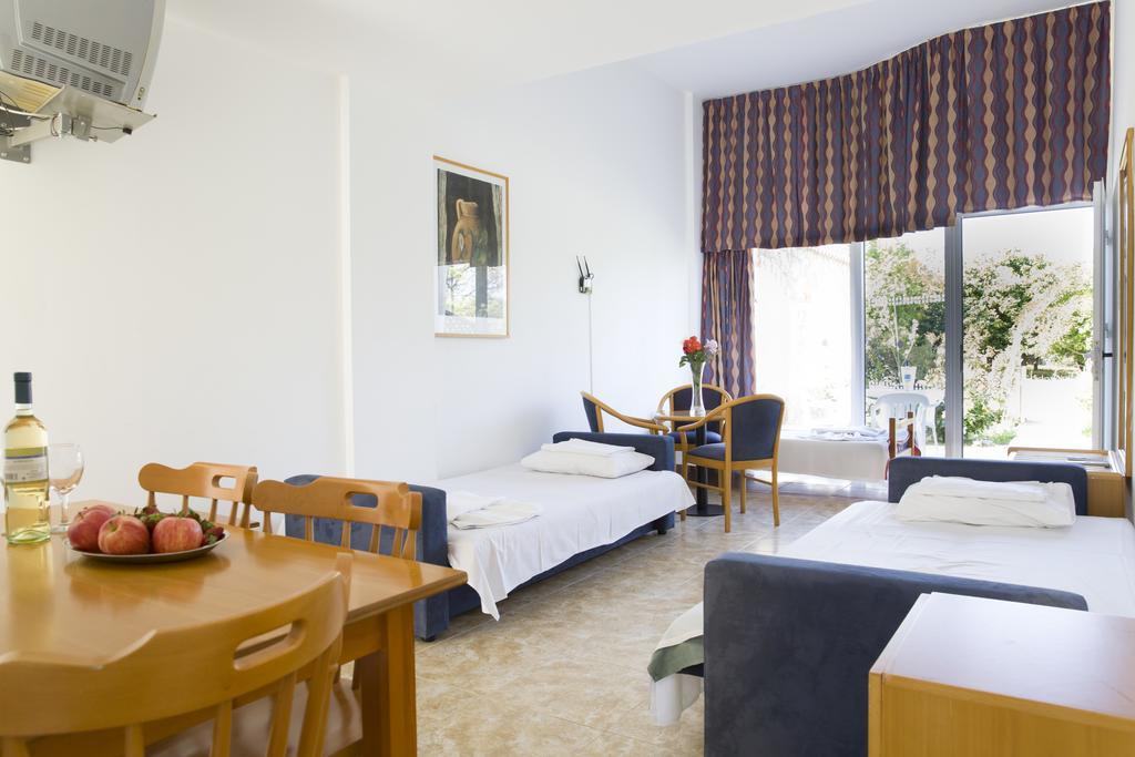 Aparthotel Eliofos Elegant Maisonettes 2*