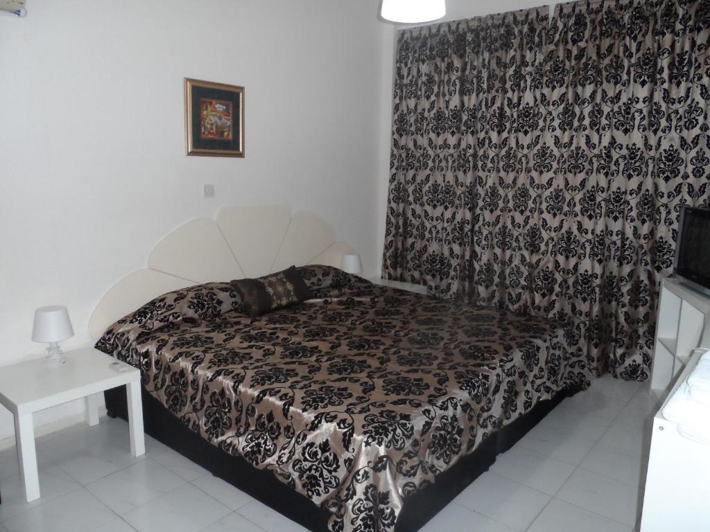 Aparthotel Geotanya 3*