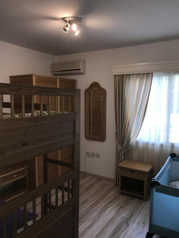 Apartment Amathusia Beach *