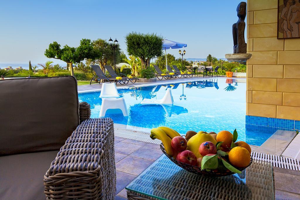 Villa Nasia Polis
