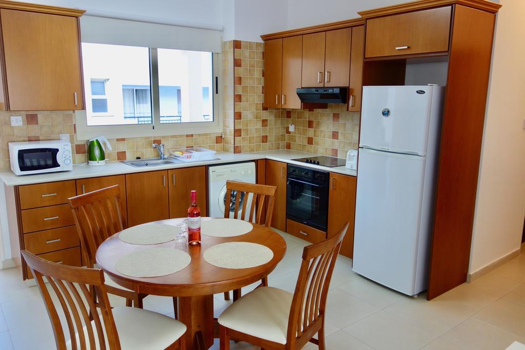 Alineris Apartment Peyia